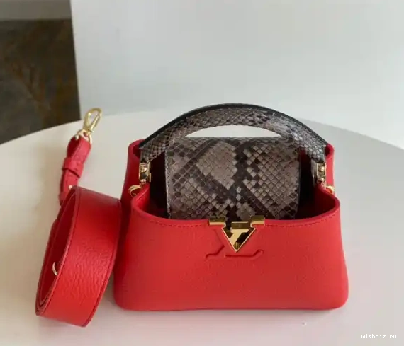 WIS CAPUCINES MINI VUITTON LOUIS 0627